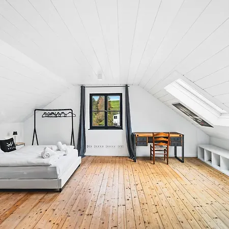 Großzügiges Allgäu Loft - Maisonette Style